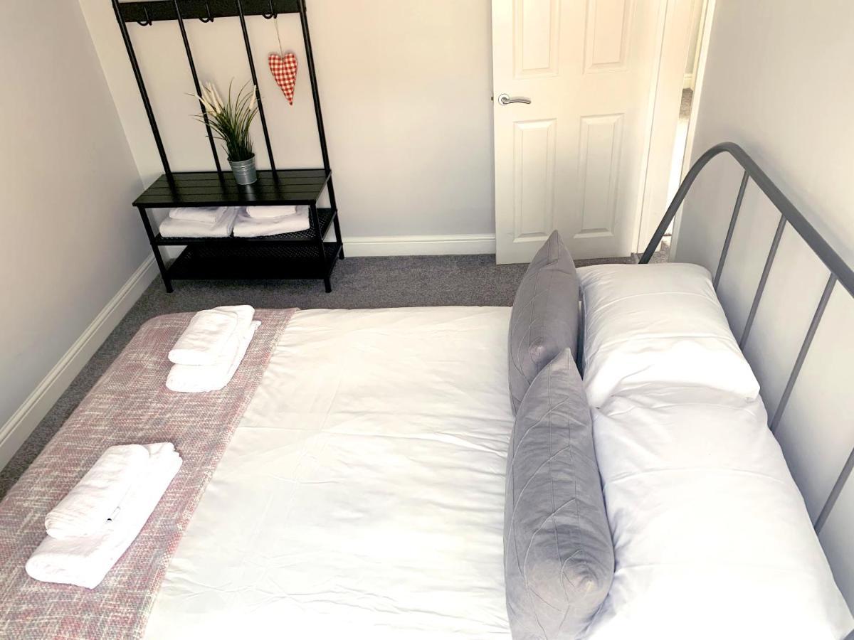 Stay In The Heart Of York At The Hampden - Free Parking - York Holiday Home Экстерьер фото