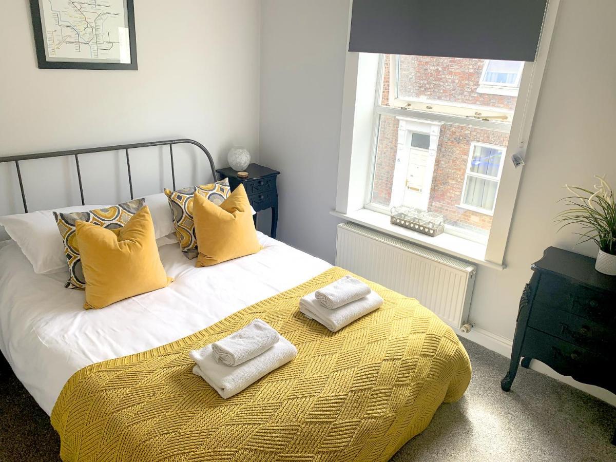 Stay In The Heart Of York At The Hampden - Free Parking - York Holiday Home Экстерьер фото