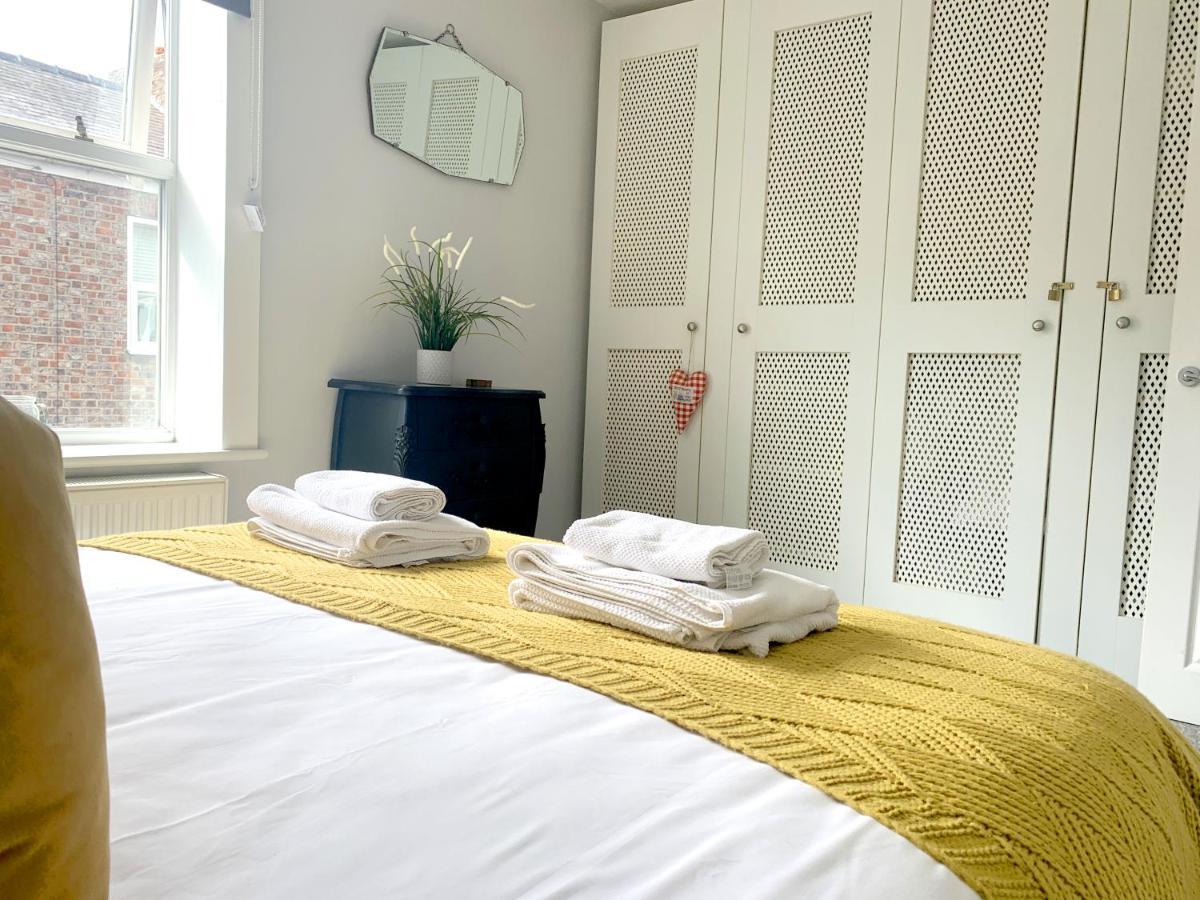 Stay In The Heart Of York At The Hampden - Free Parking - York Holiday Home Экстерьер фото