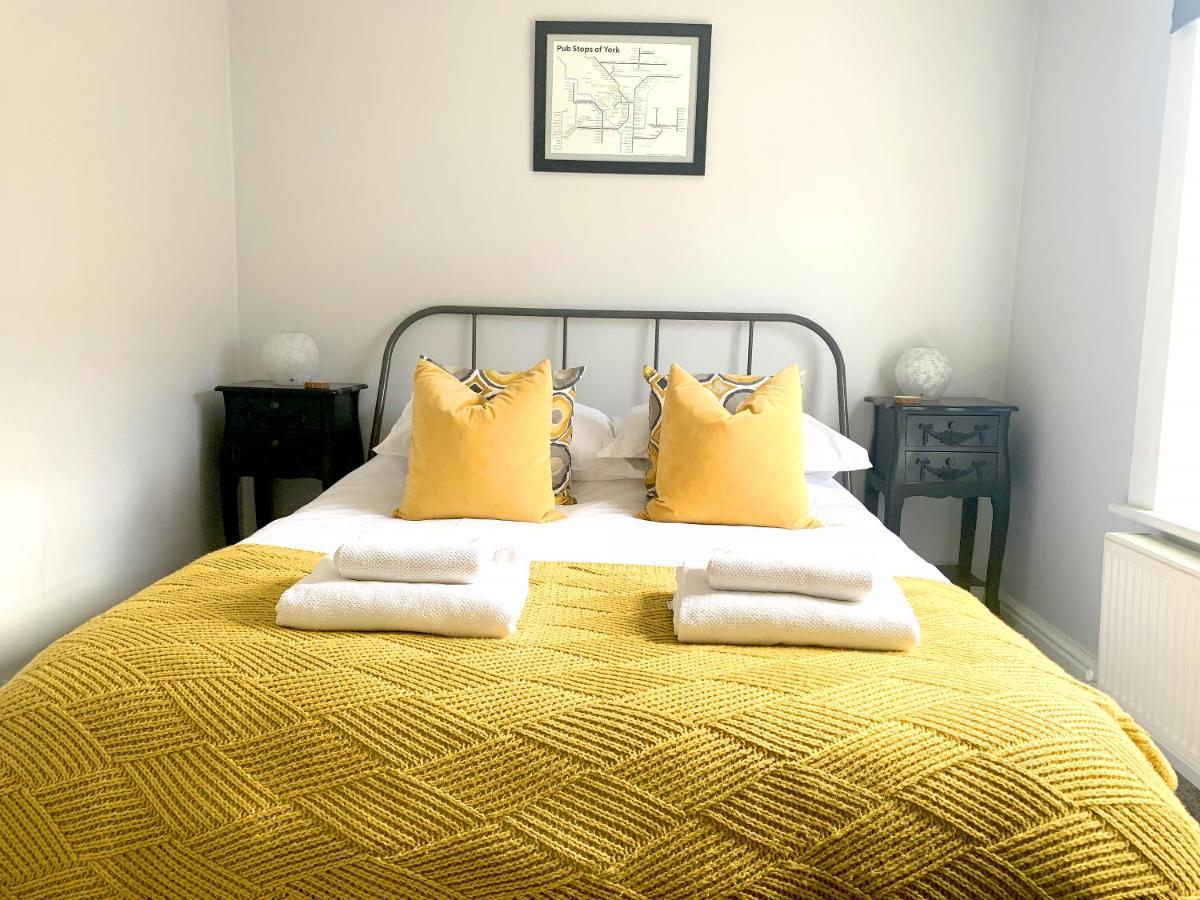 Stay In The Heart Of York At The Hampden - Free Parking - York Holiday Home Экстерьер фото